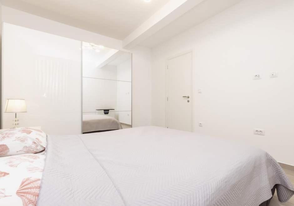מאלי לוסיניי Apartments Losinj Sunset מראה חיצוני תמונה