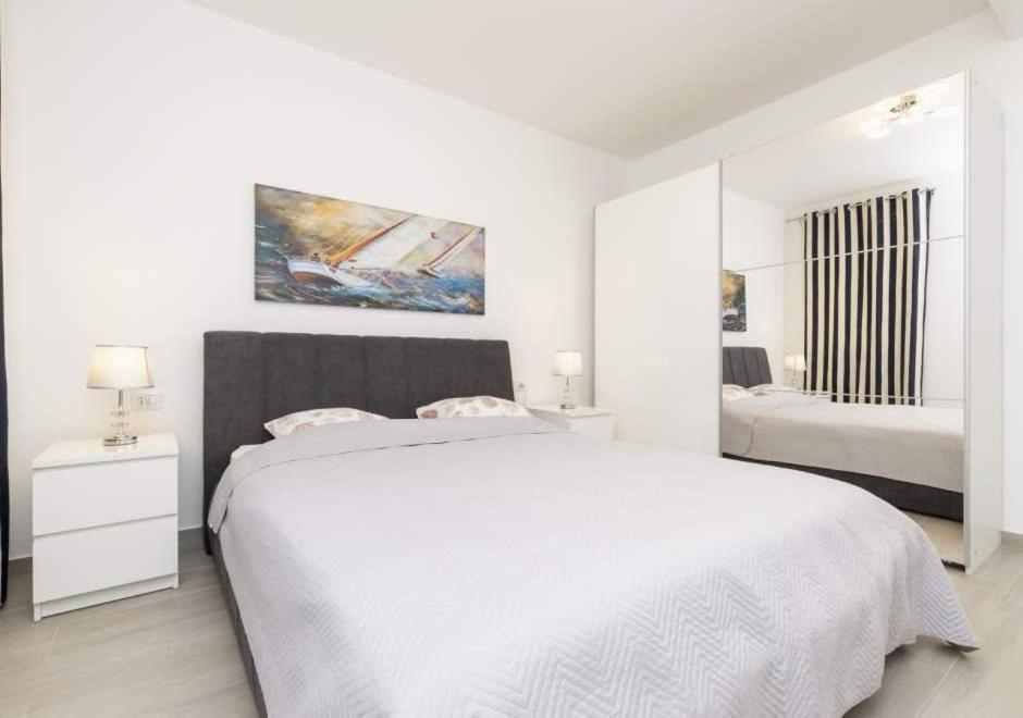 מאלי לוסיניי Apartments Losinj Sunset מראה חיצוני תמונה